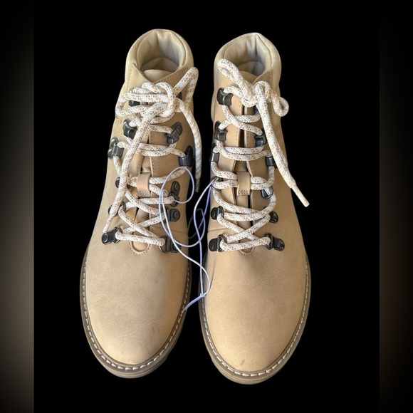 Universal Thread Tully Lace-Up Hiking Boots Size: 7.5 - Picture 1 of 11